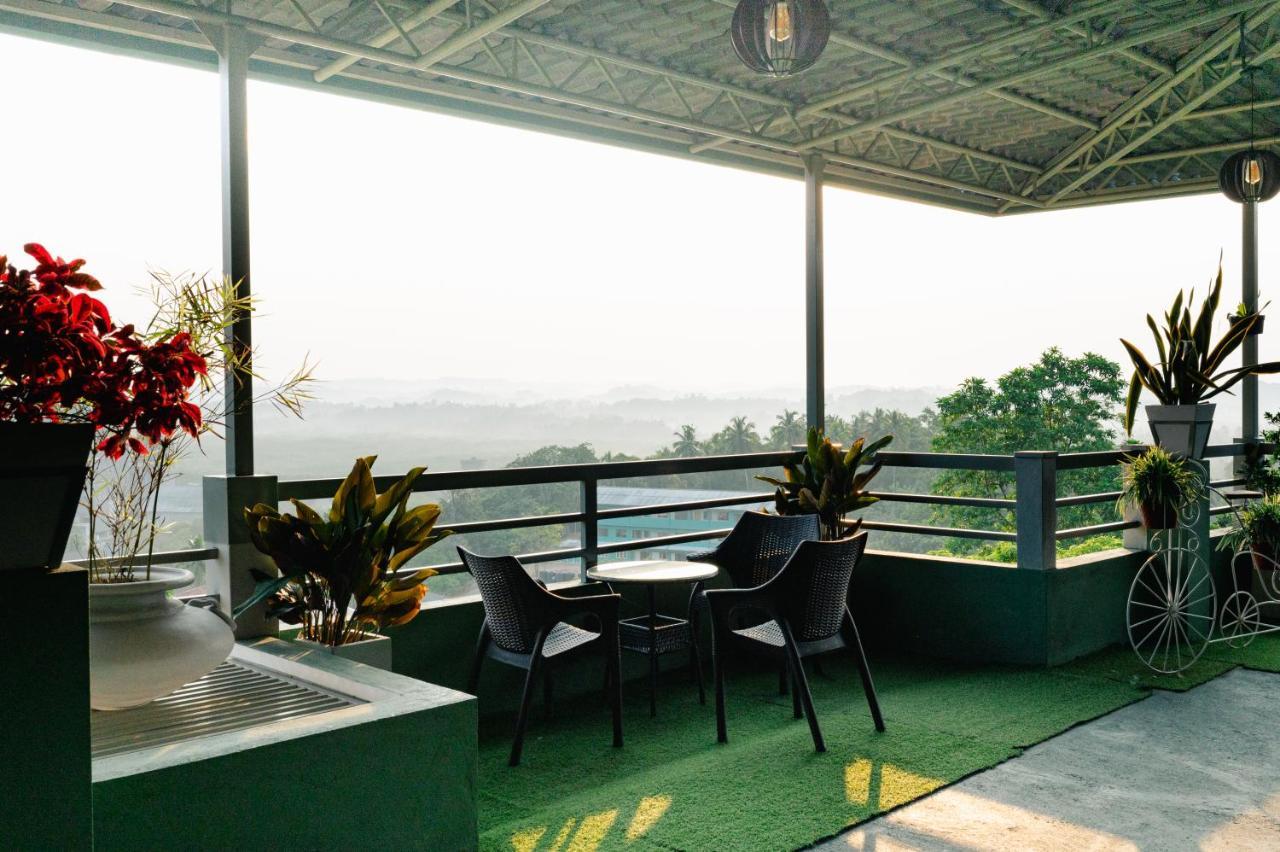 Hotel Mount Rich Rumassala Unawatuna Exterior foto