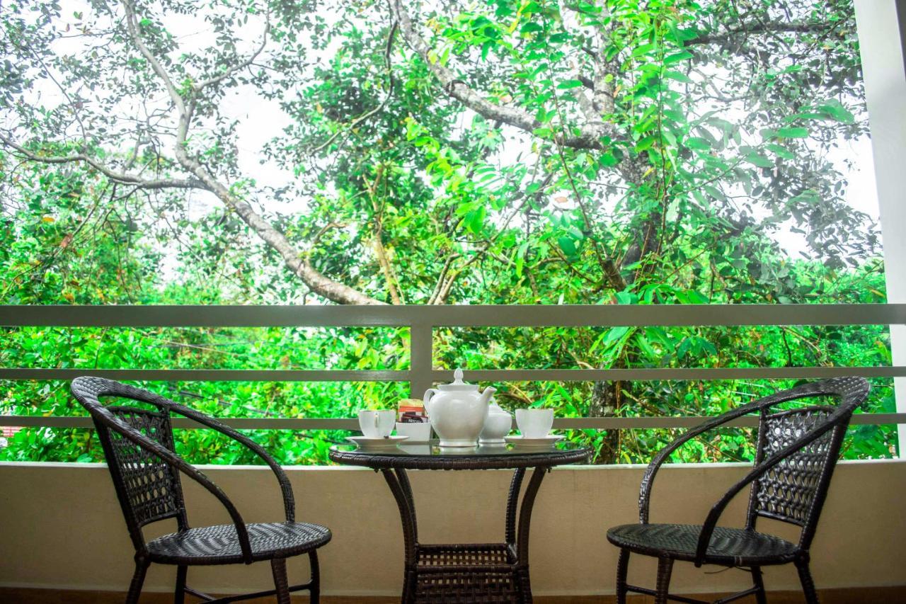 Hotel Mount Rich Rumassala Unawatuna Exterior foto
