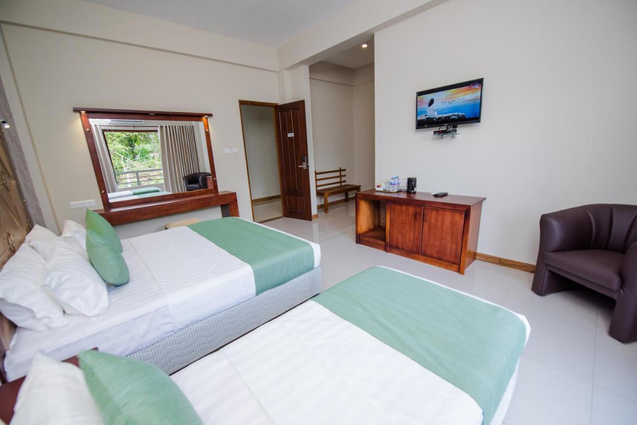 Hotel Mount Rich Rumassala Unawatuna Exterior foto